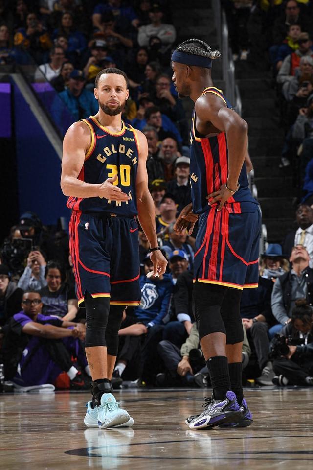 关于刚刚！巴特勒连续二十场比赛得分超过关键助攻清晨丹佛掘金备战NBA总决赛，冲刺阶段尤文图斯备战国王杯的信息